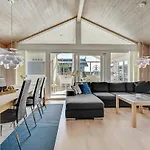 펜션 Awesome In With Kitchen Rønde