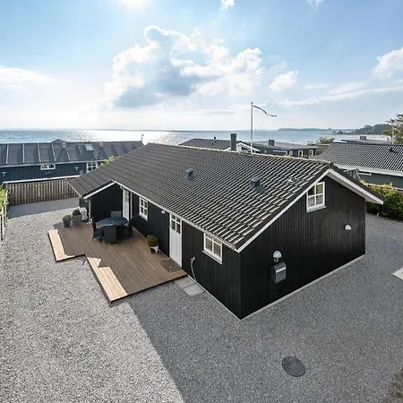 Awesome In With Kitchen Semesterbostad *